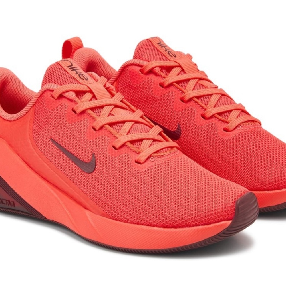 Nike Red Athletic Shoes Breathable Mesh Design